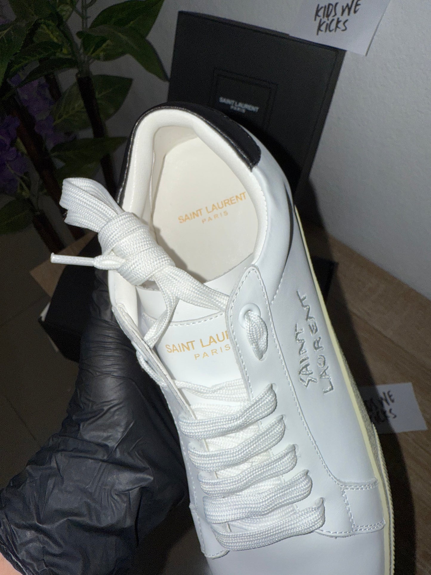 Saint Laurent Court Black