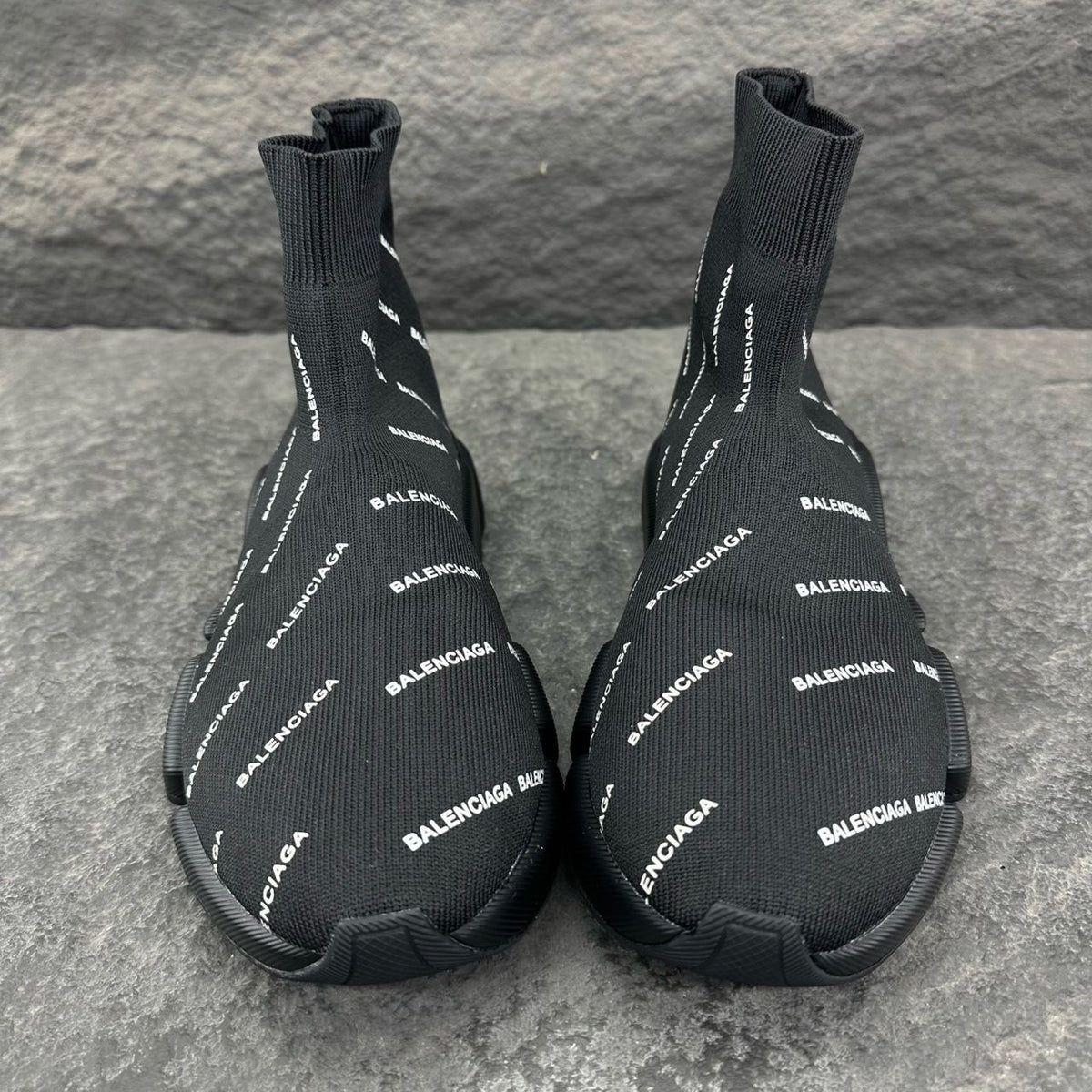 Balenciaga Speed 2.0 Logo