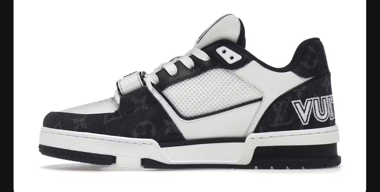 Louis Vuitton Trainer Black 2.0