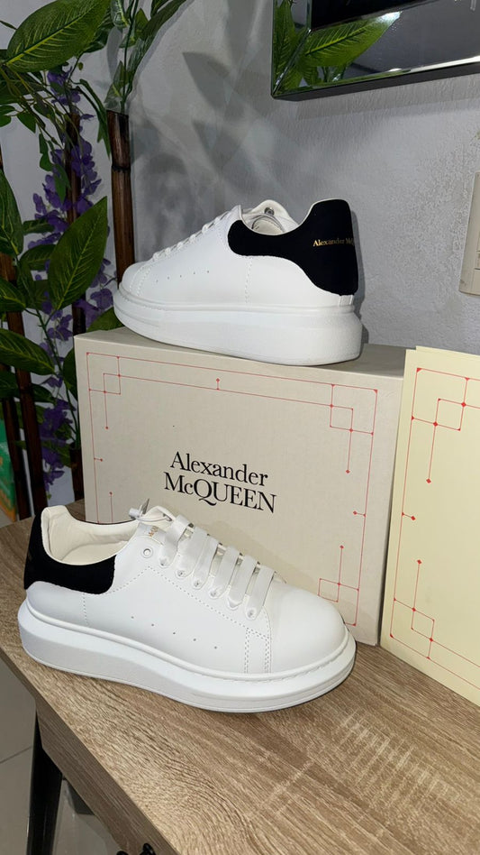 Alexander McQueen Clásico