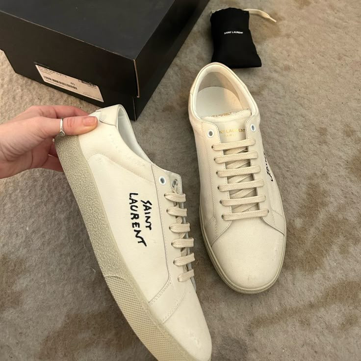 Saint Laurent Court all white