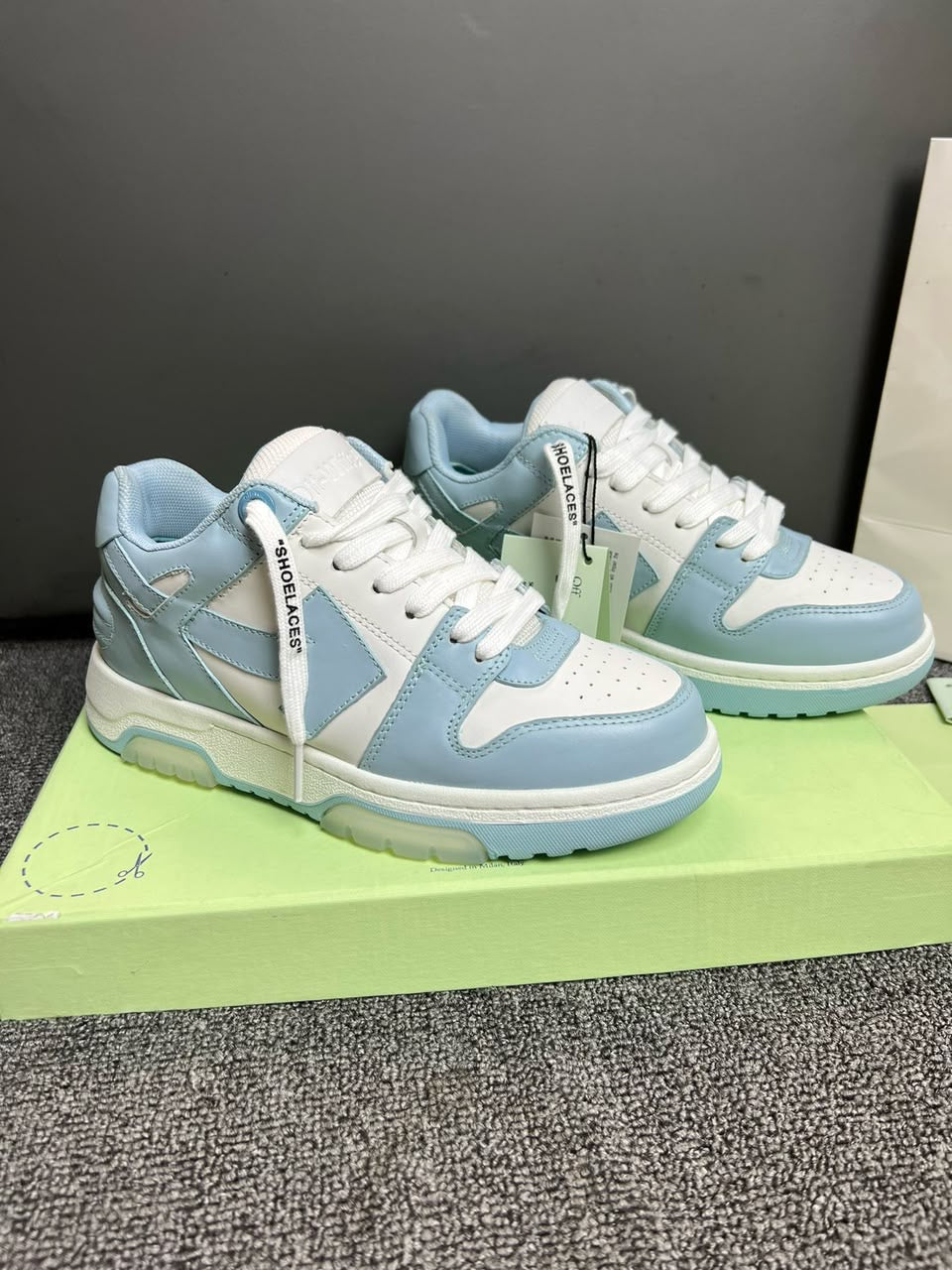 Off-white out of office blue