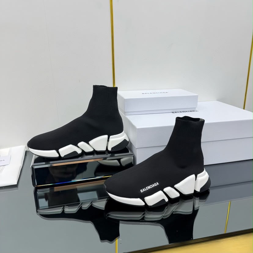 Balenciaga Speed 2.0