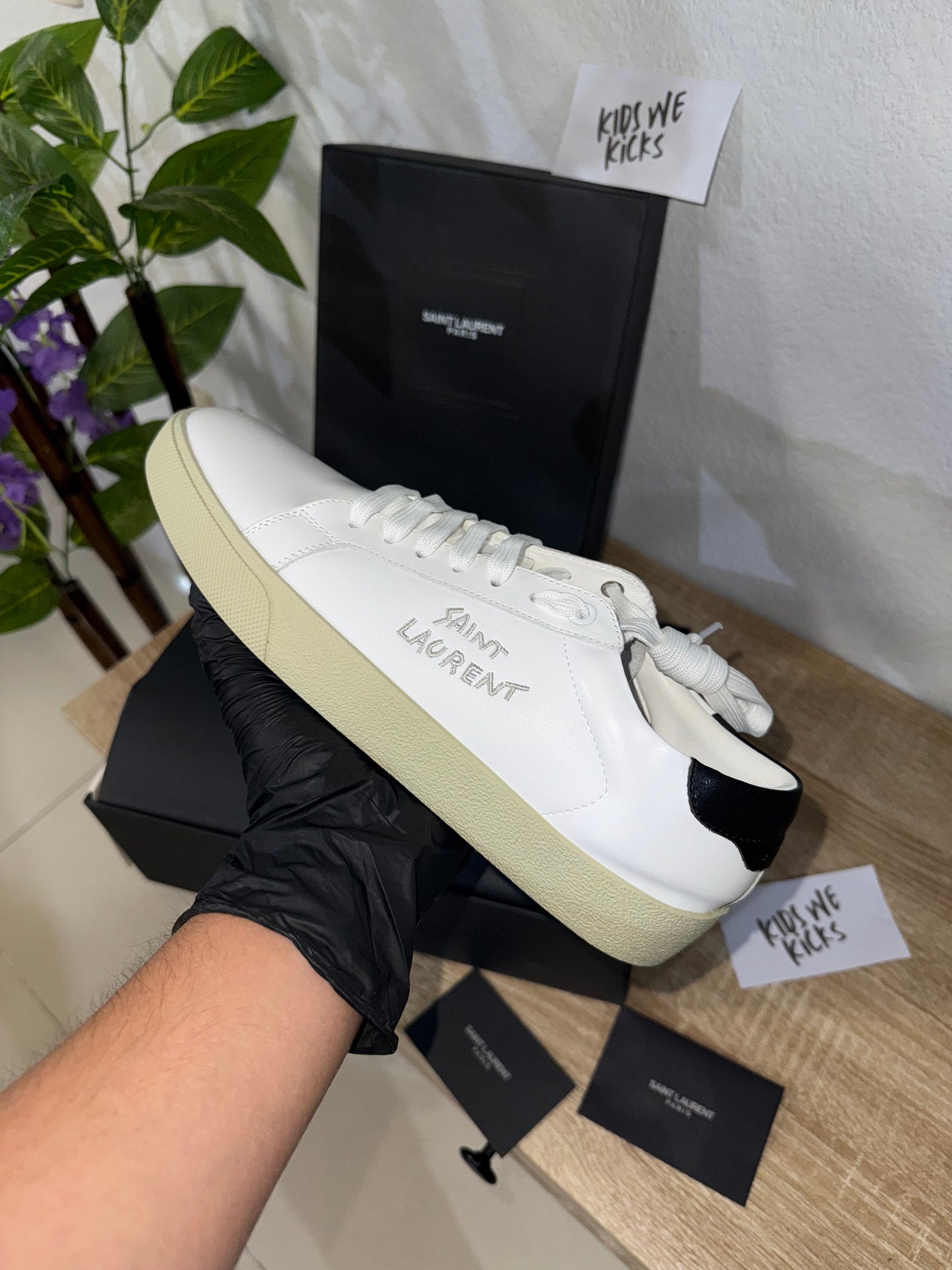 Saint Laurent Court Black