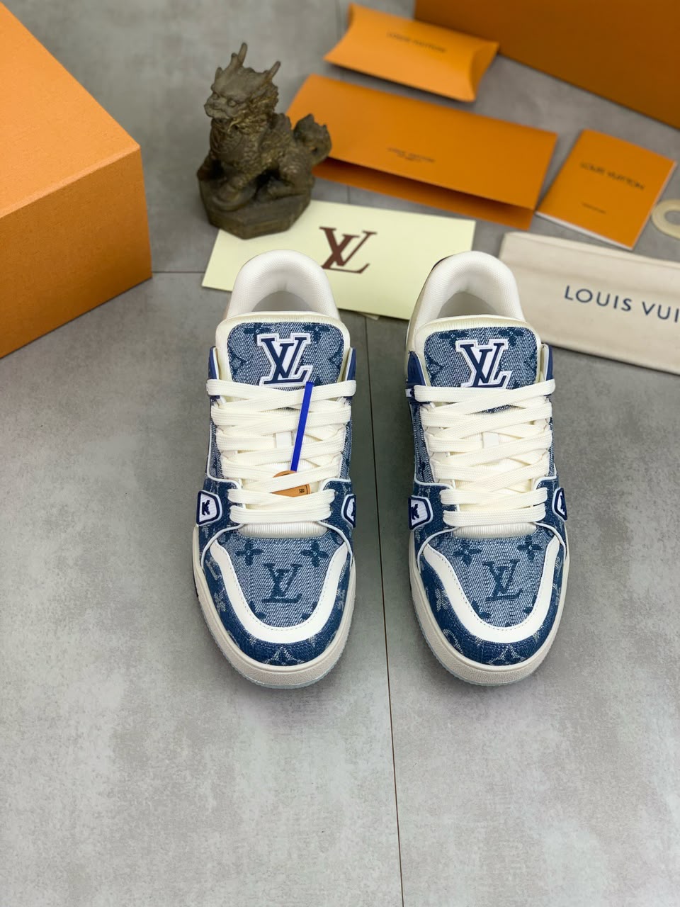 Louis Vuitton Trainer Blue 2.0