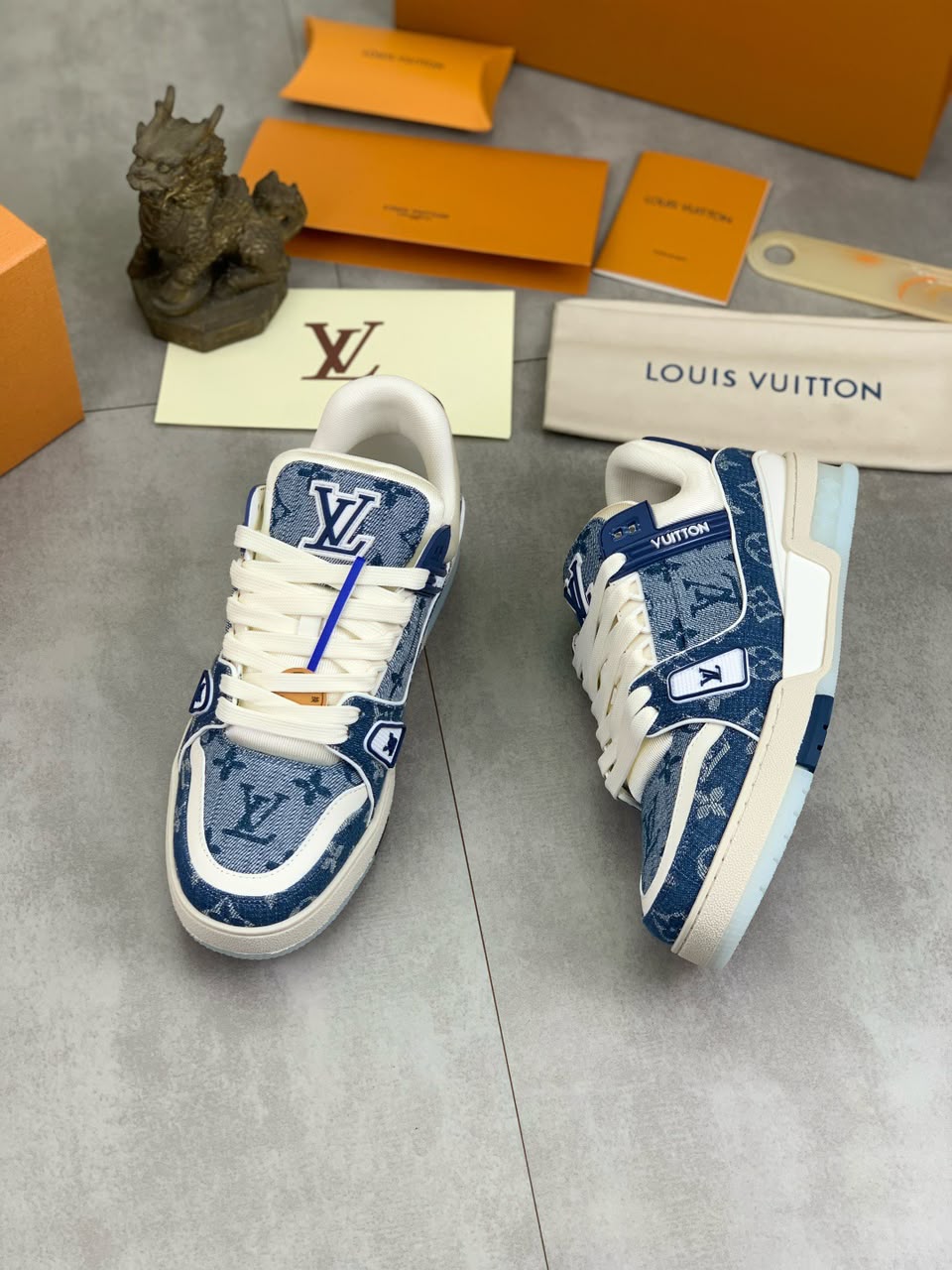 Louis Vuitton Trainer Blue 2.0