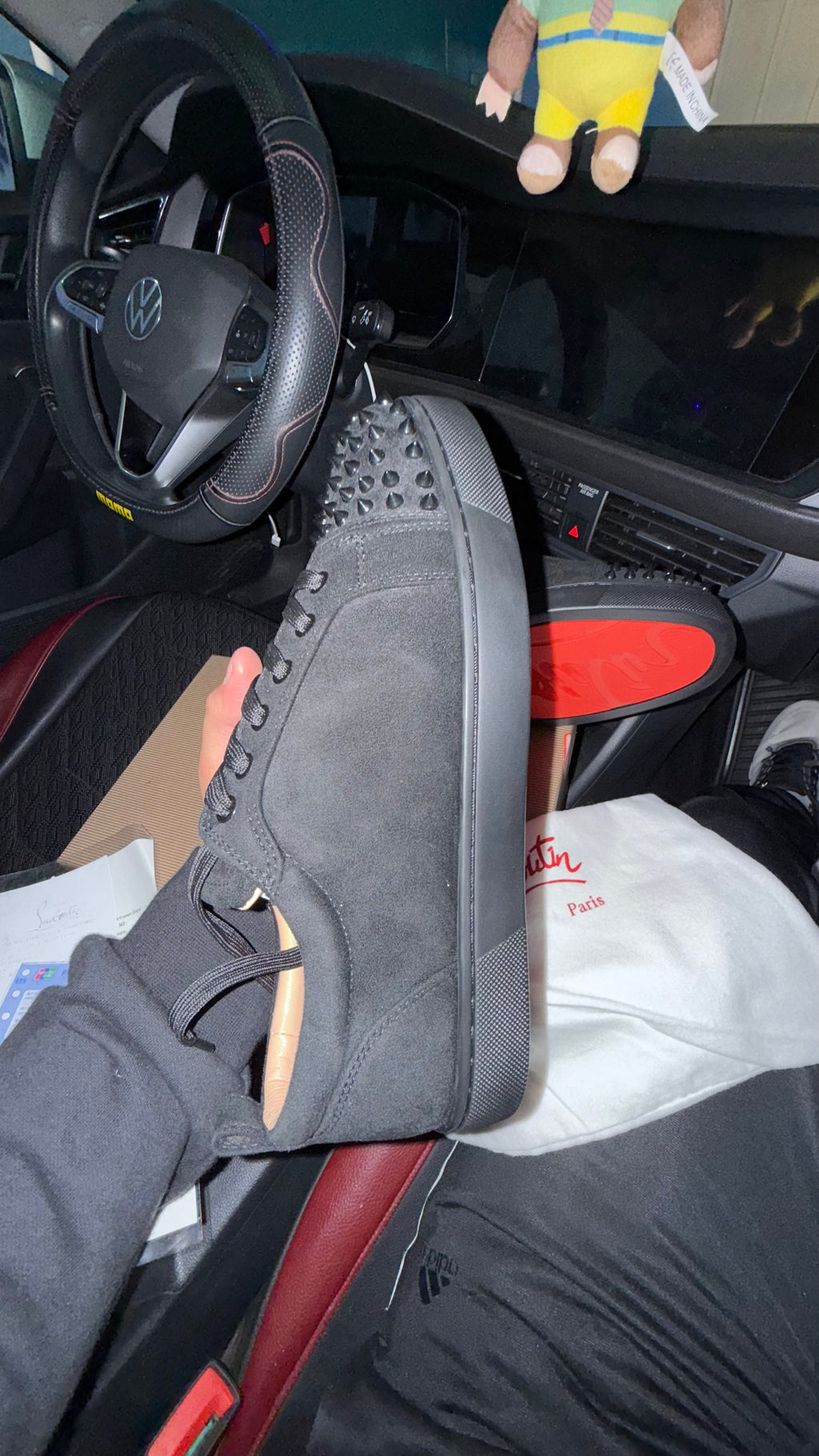 Christian Louboutin Gamuza Spikes