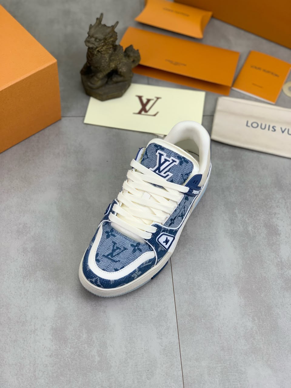 Louis Vuitton Trainer Blue 2.0