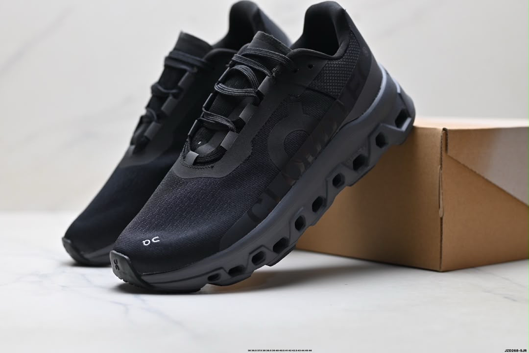 On cloud Monster Total black