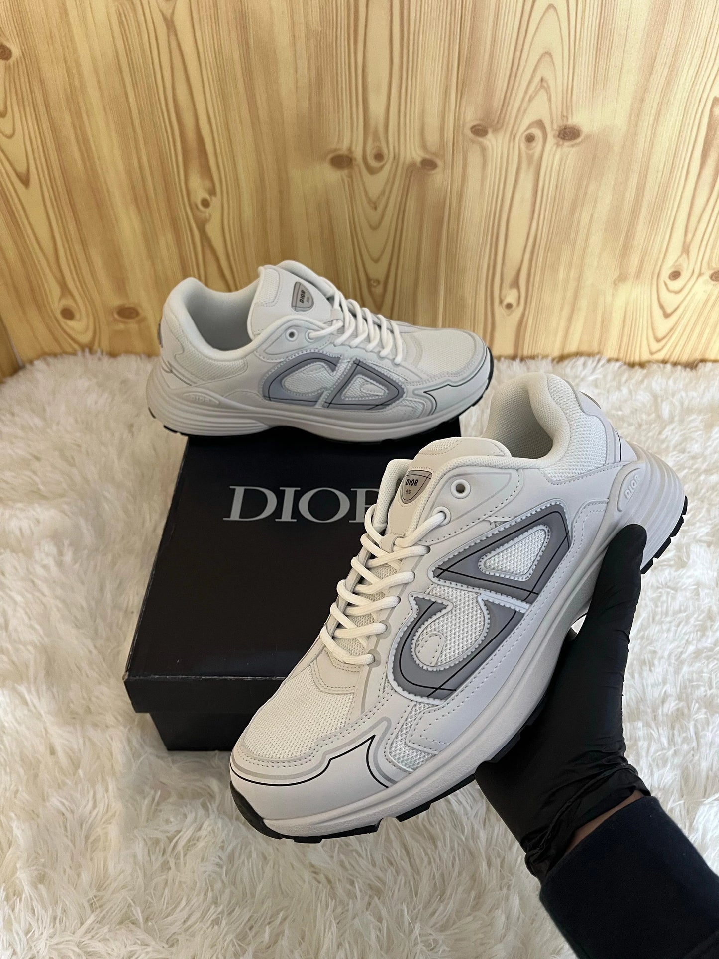 Dior B-30 White