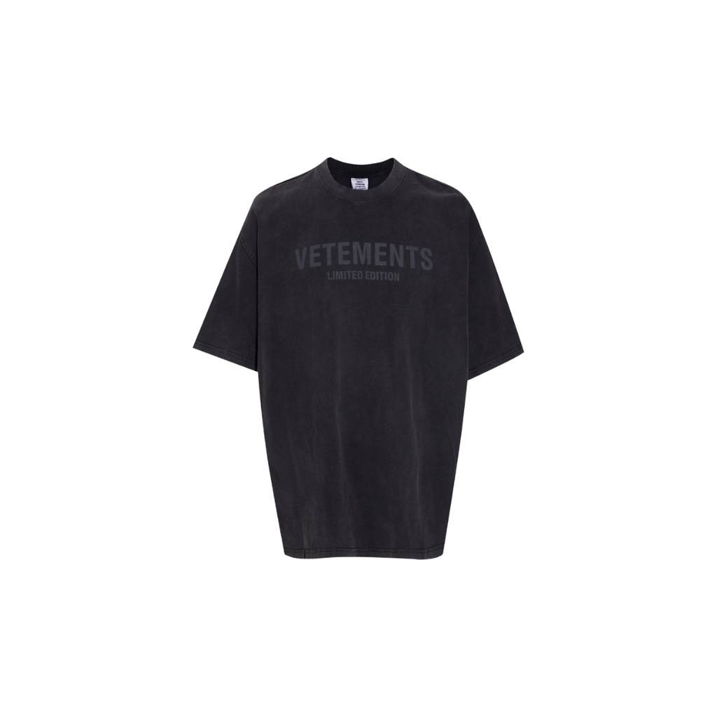 VETEMENTS