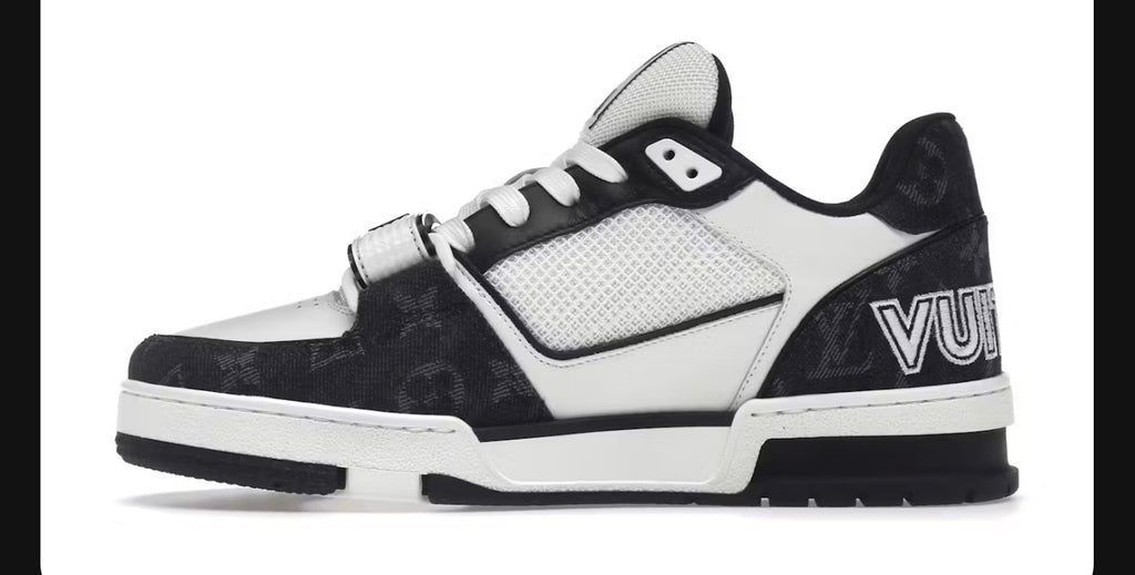 Louis Vuitton Trainer Black 2.0