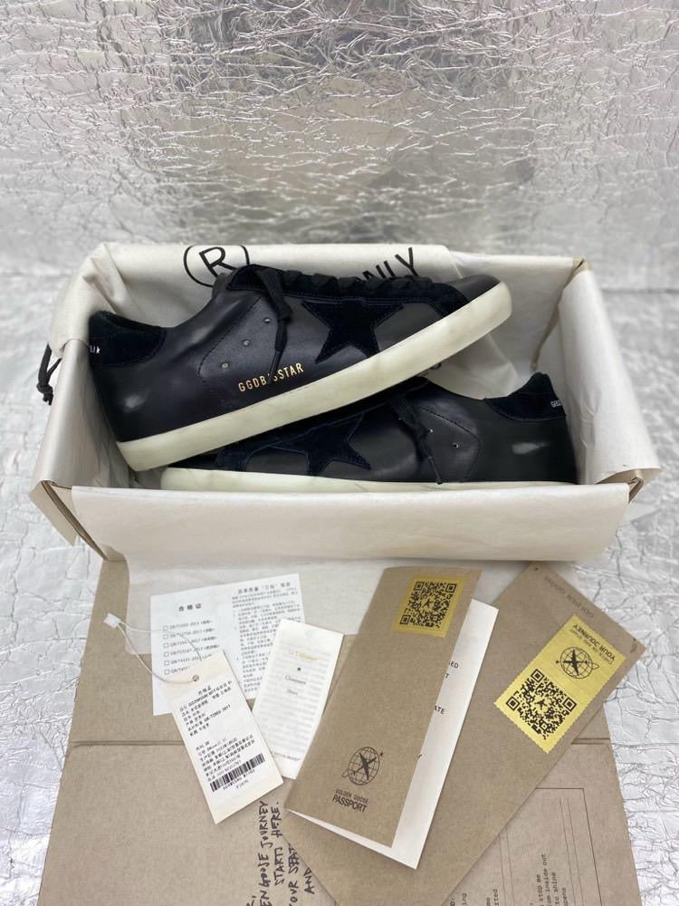 Golden Goose Classic Black