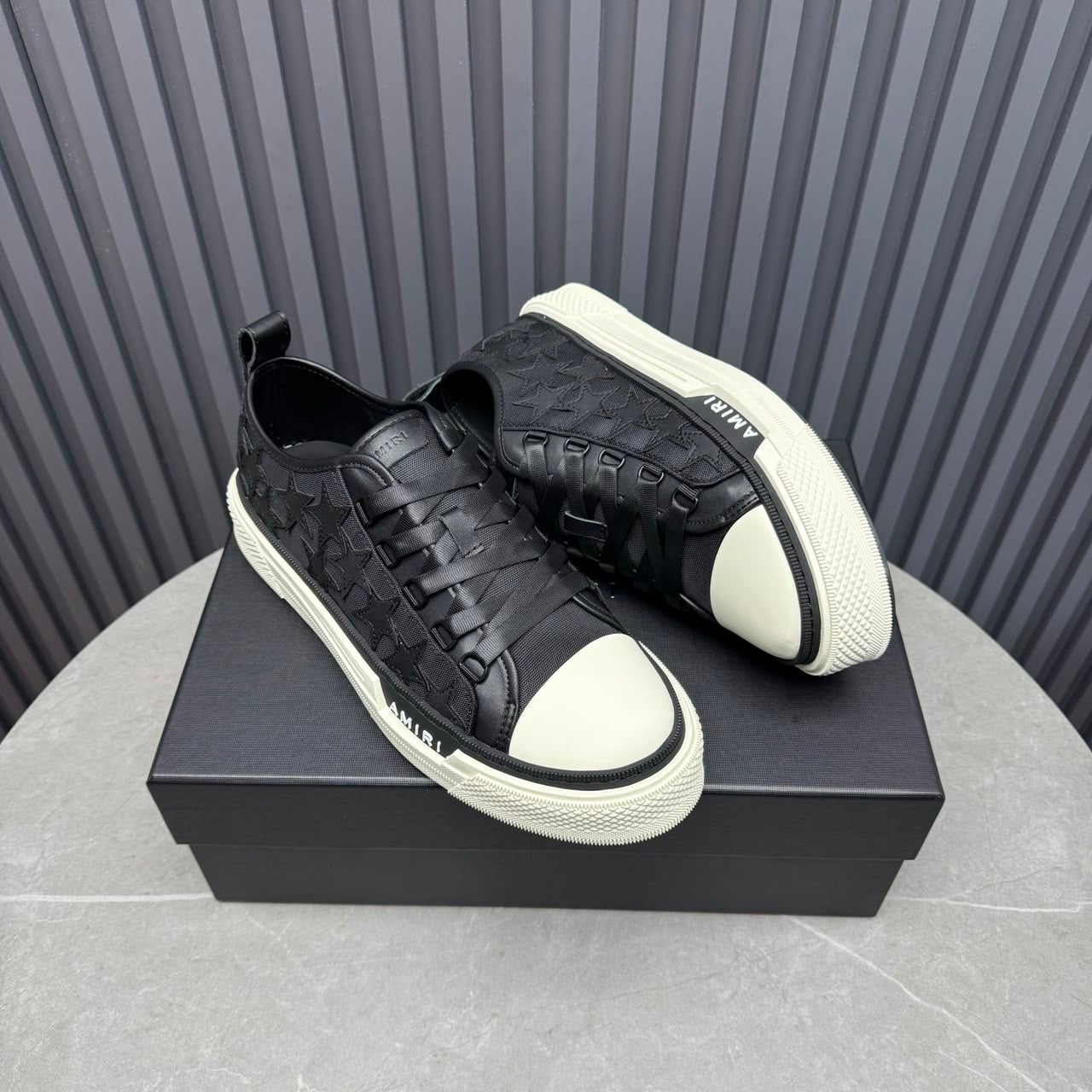 Amiri Stars low black