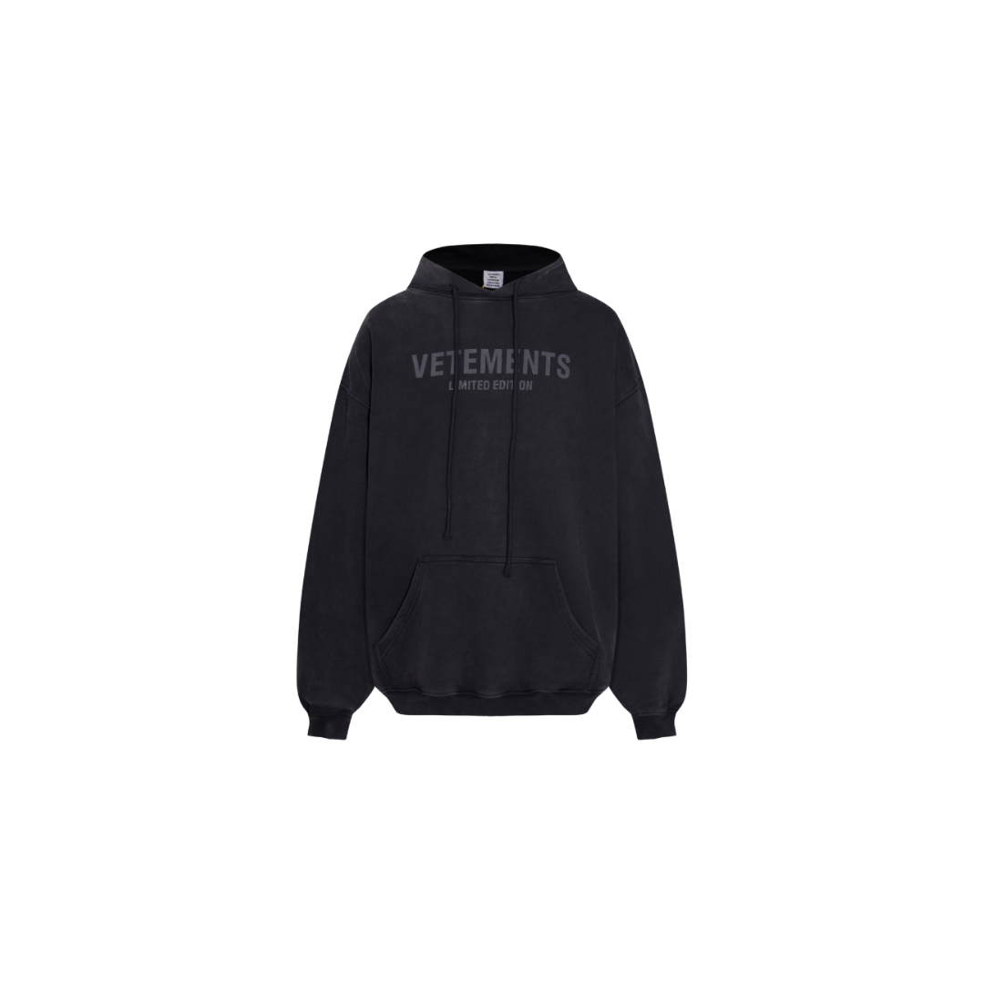 VETEMENTS