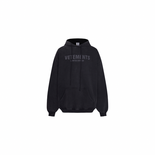 VETEMENTS